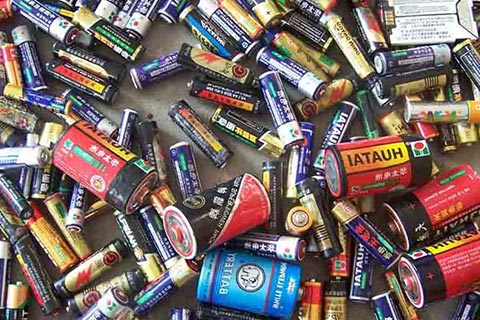 阿城金城专业回收三元锂电池✔收废弃废旧电池✔废旧的锂电池回收
